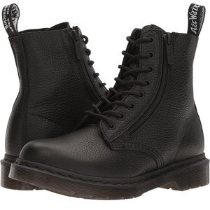 Dr. Martens Pascal w/ Zip